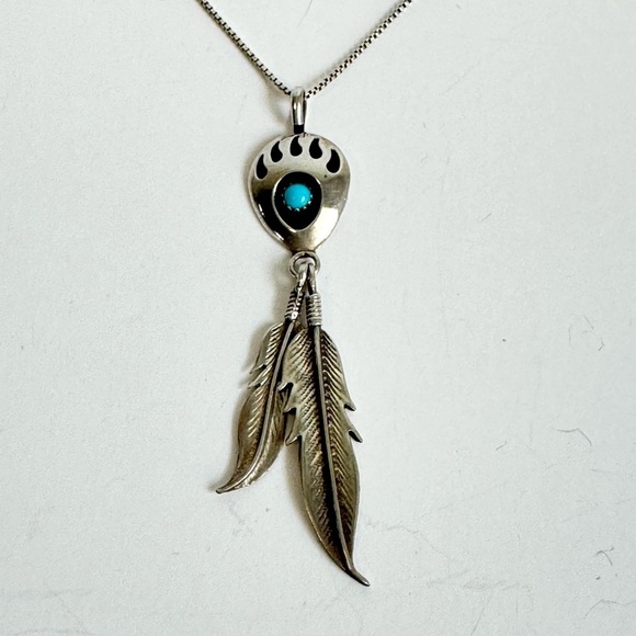 Native American Turquoise Necklace Running Bear Paw Claw Feather Sterling Silver - Picture 10 of 10
